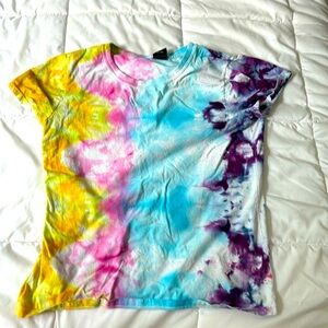 Tie-dye girl T-shirt